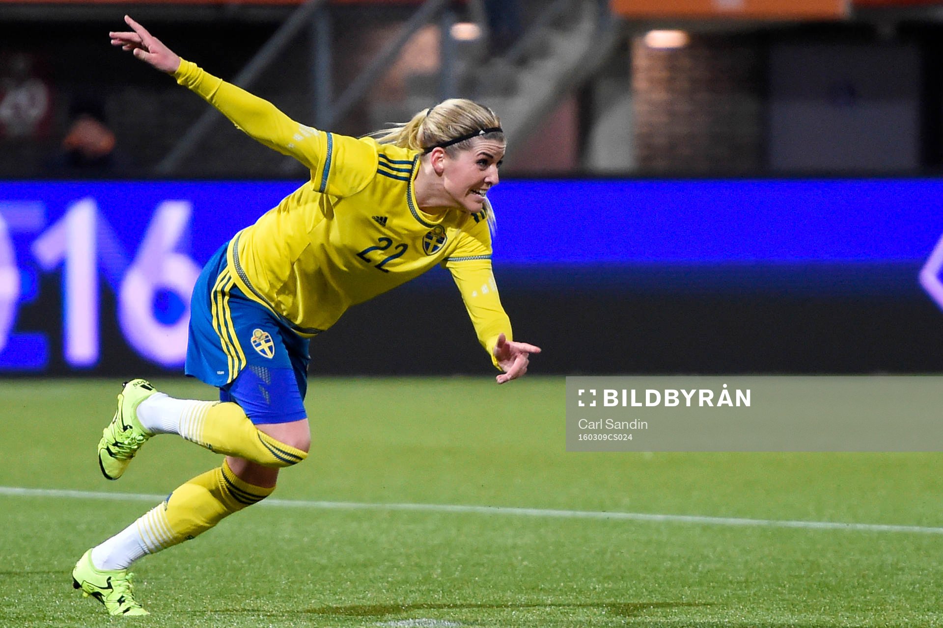 Sveriges Olivia Schough jublar
