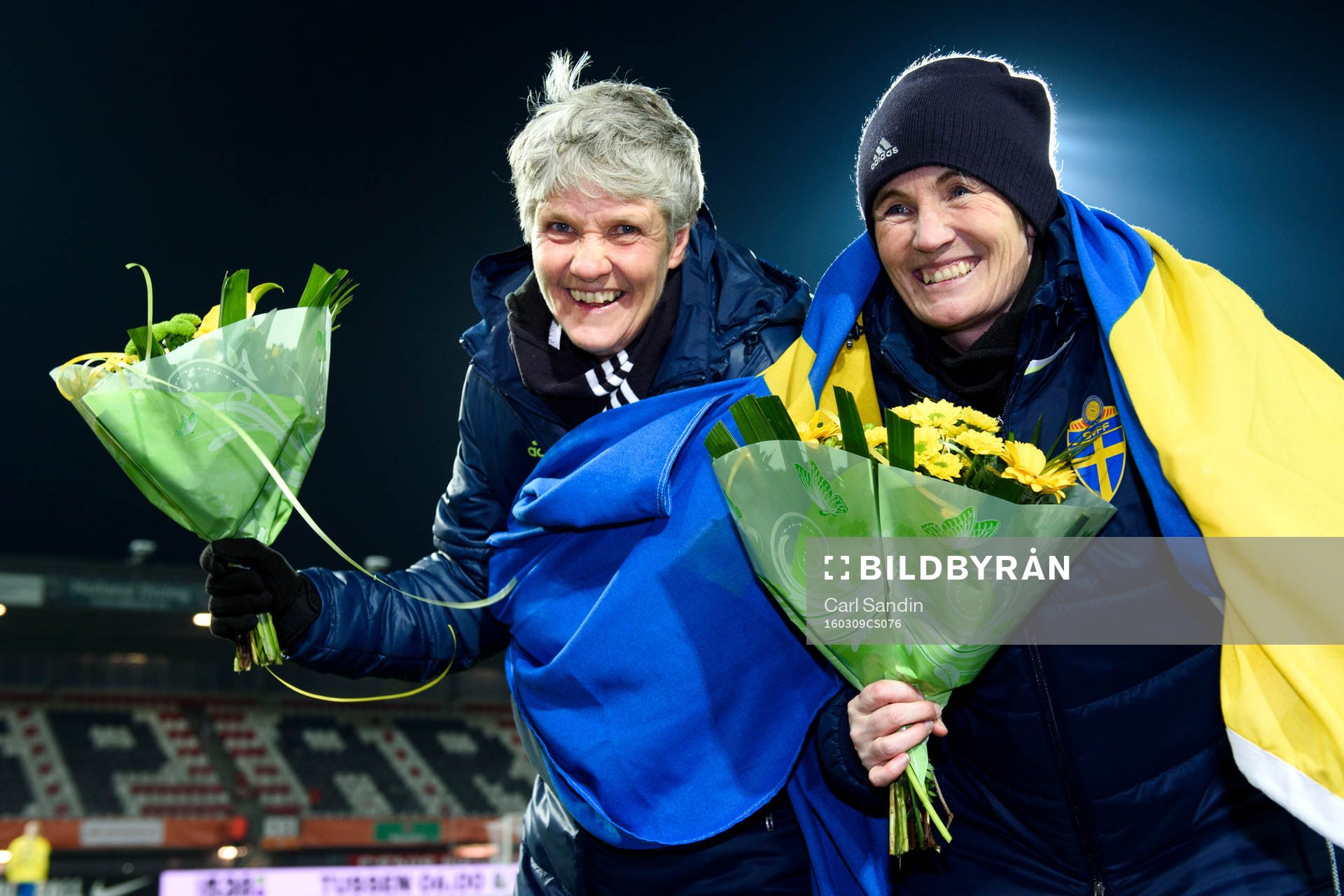 Sveriges förbundskapten Pia Sundhage och assisterande