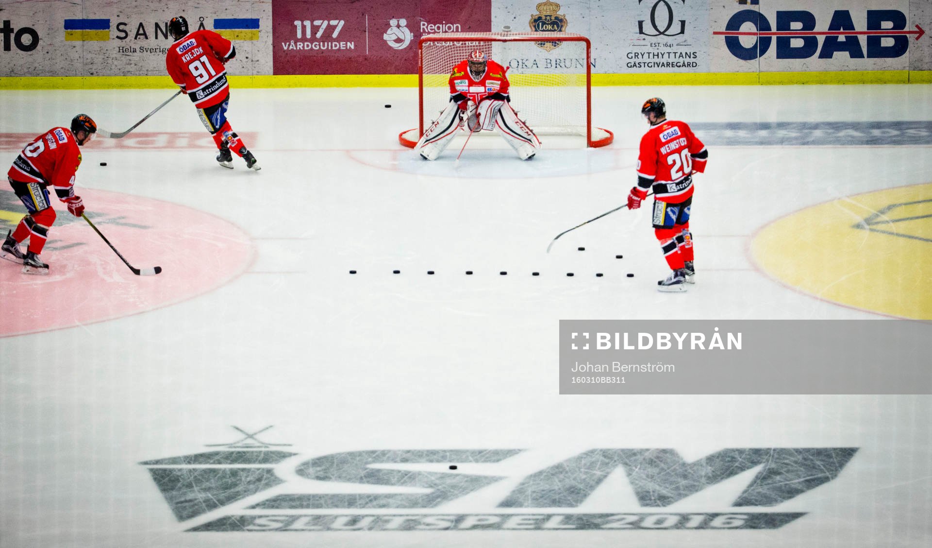 Örebros målvakt Julius Hudacek, Marcus Weinstock, Jakub