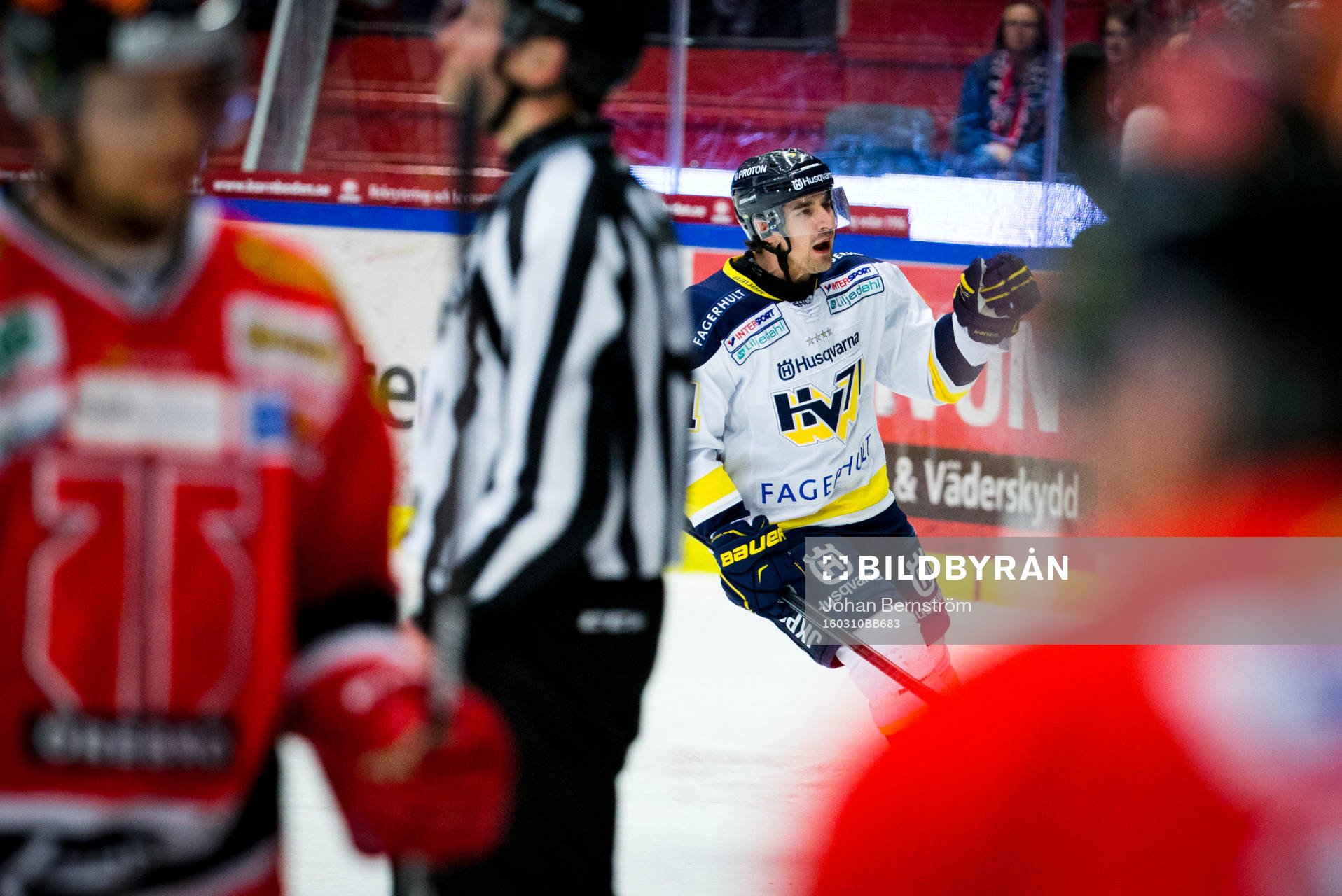 s Chris Campoli gör 2-1 och jublar