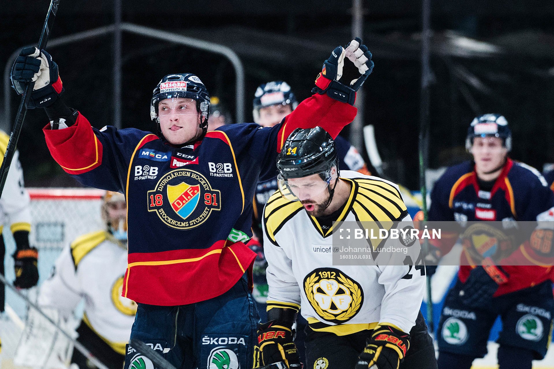 Djurgårdens Linus Hultström gör 4-1 och jublar medan