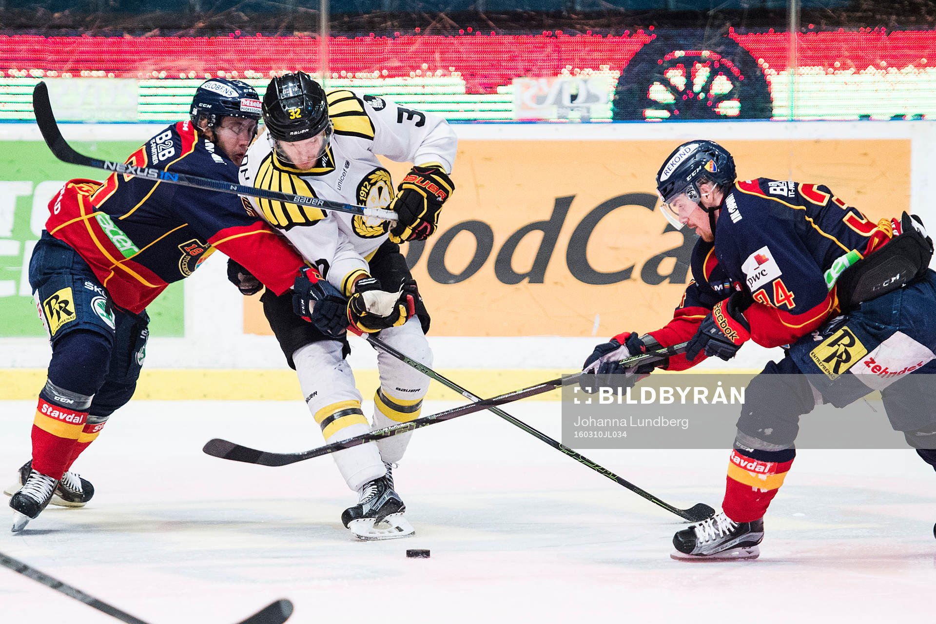 Djurgårdens Robin Norell och Lukas Vejdemo mot Brynäs