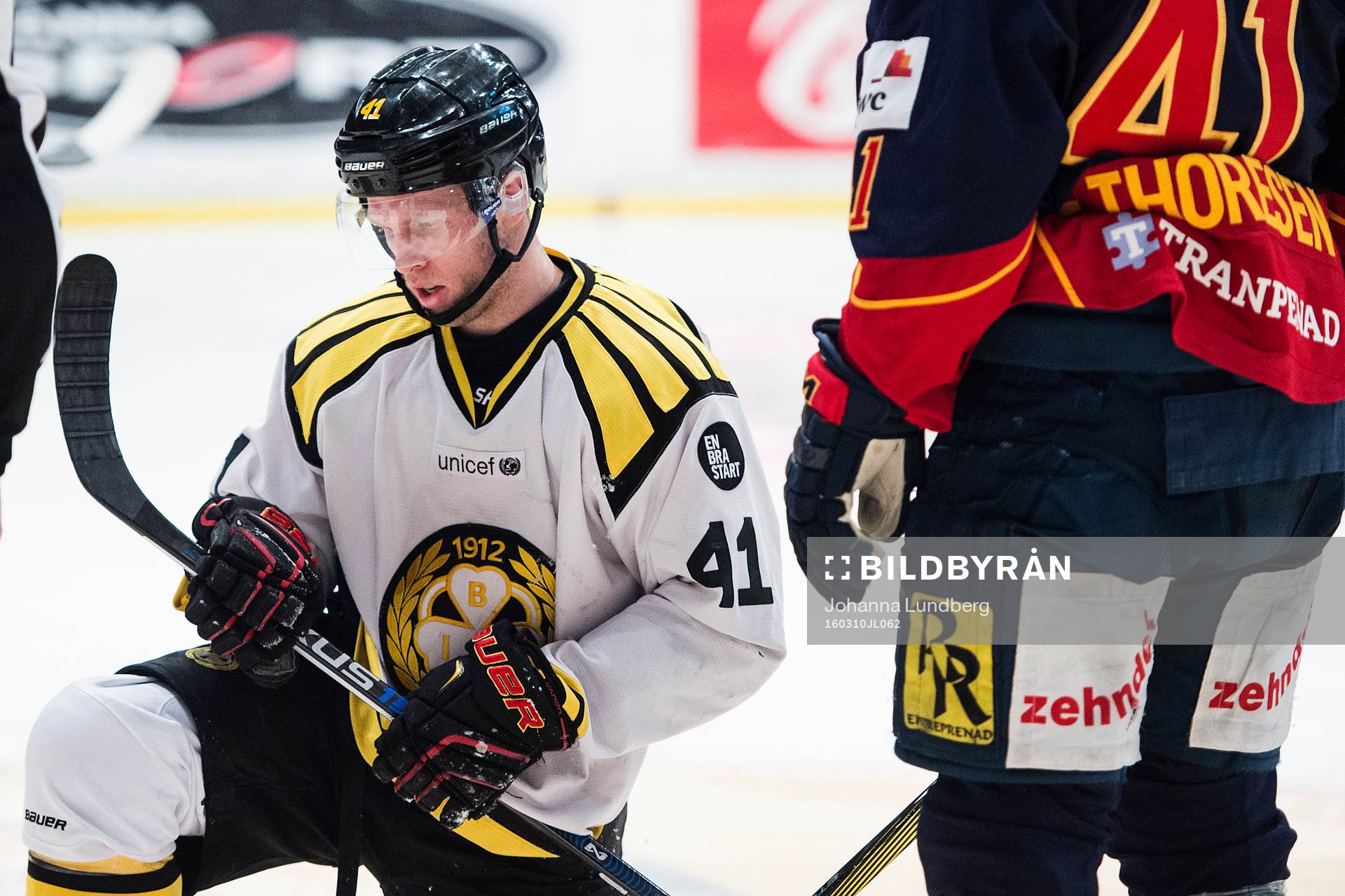 Brynäs Greg Scott deppar  i åttondelsfinal 1 i