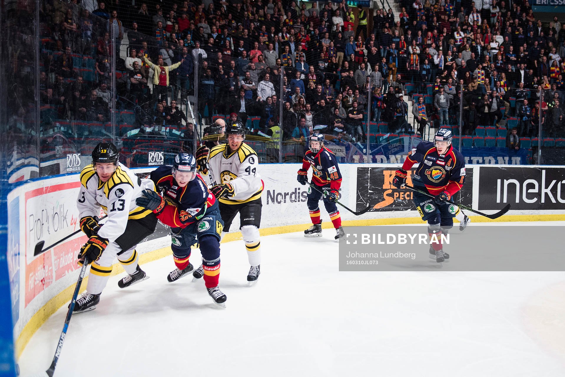 Brynäs Sondre Olden och Djurgårdens Alexander Falk  i