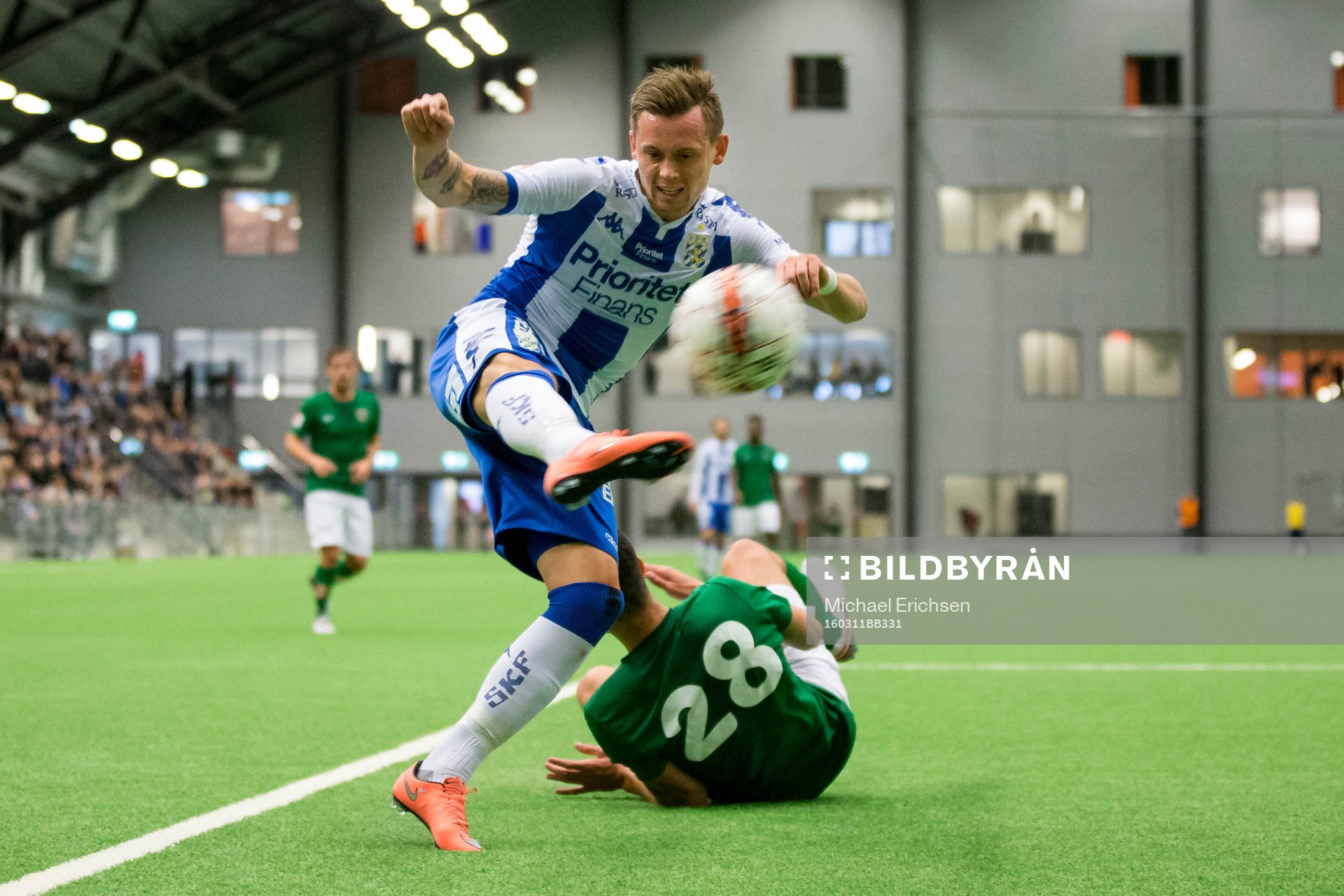 IFK Göteborgs Jakob Ankersen skjuter ett skott