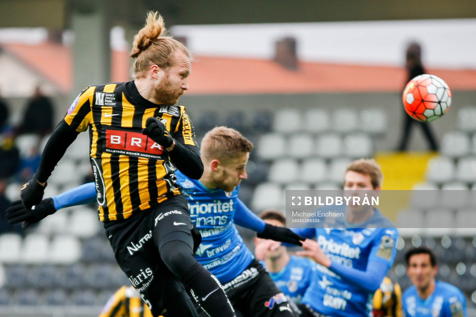 Häckens Emil Wahlström och Halmstads Alexander Ruud Tveter