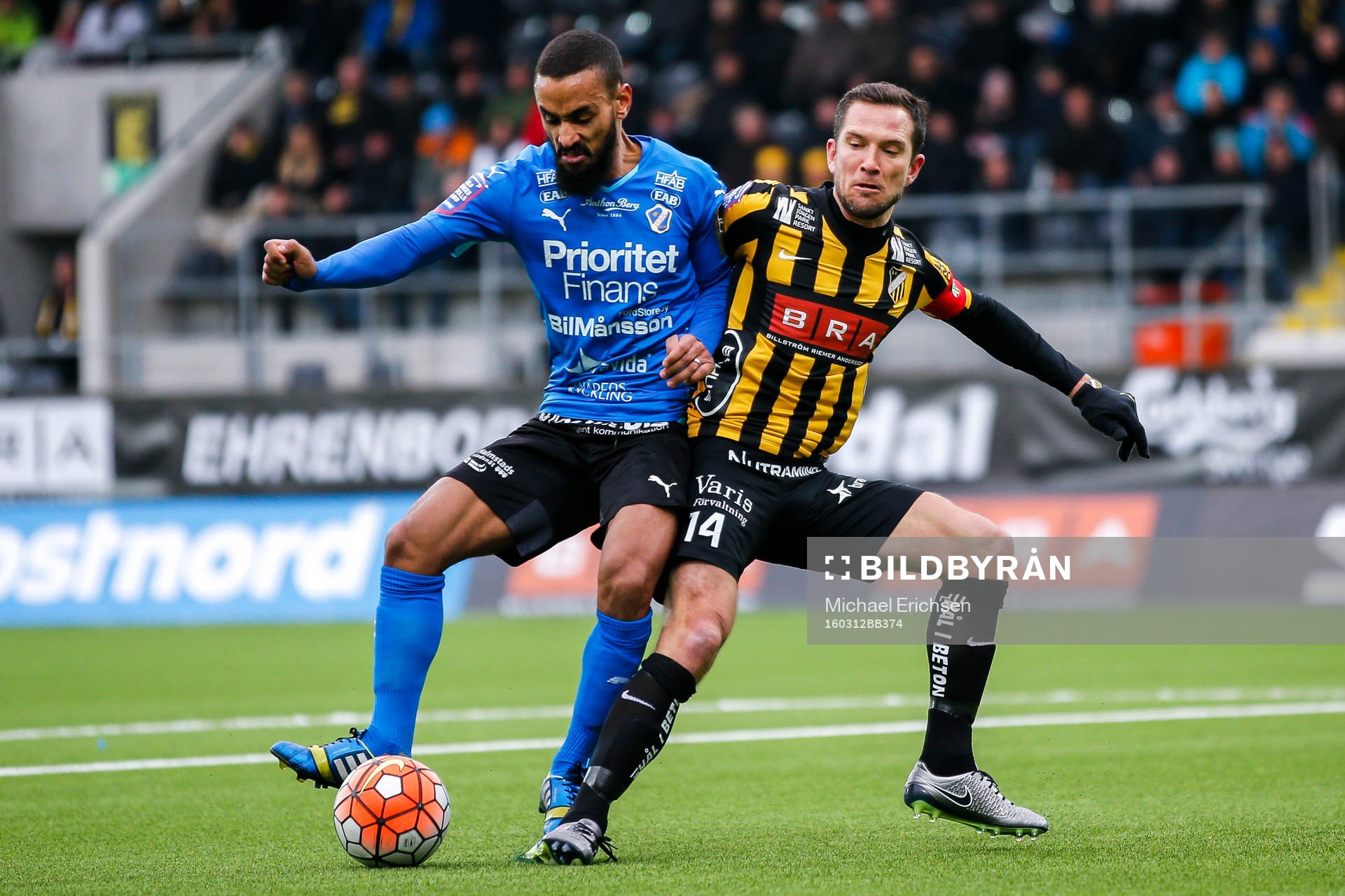 Halmstads Junes Barny och Häckens Martin Ericsson