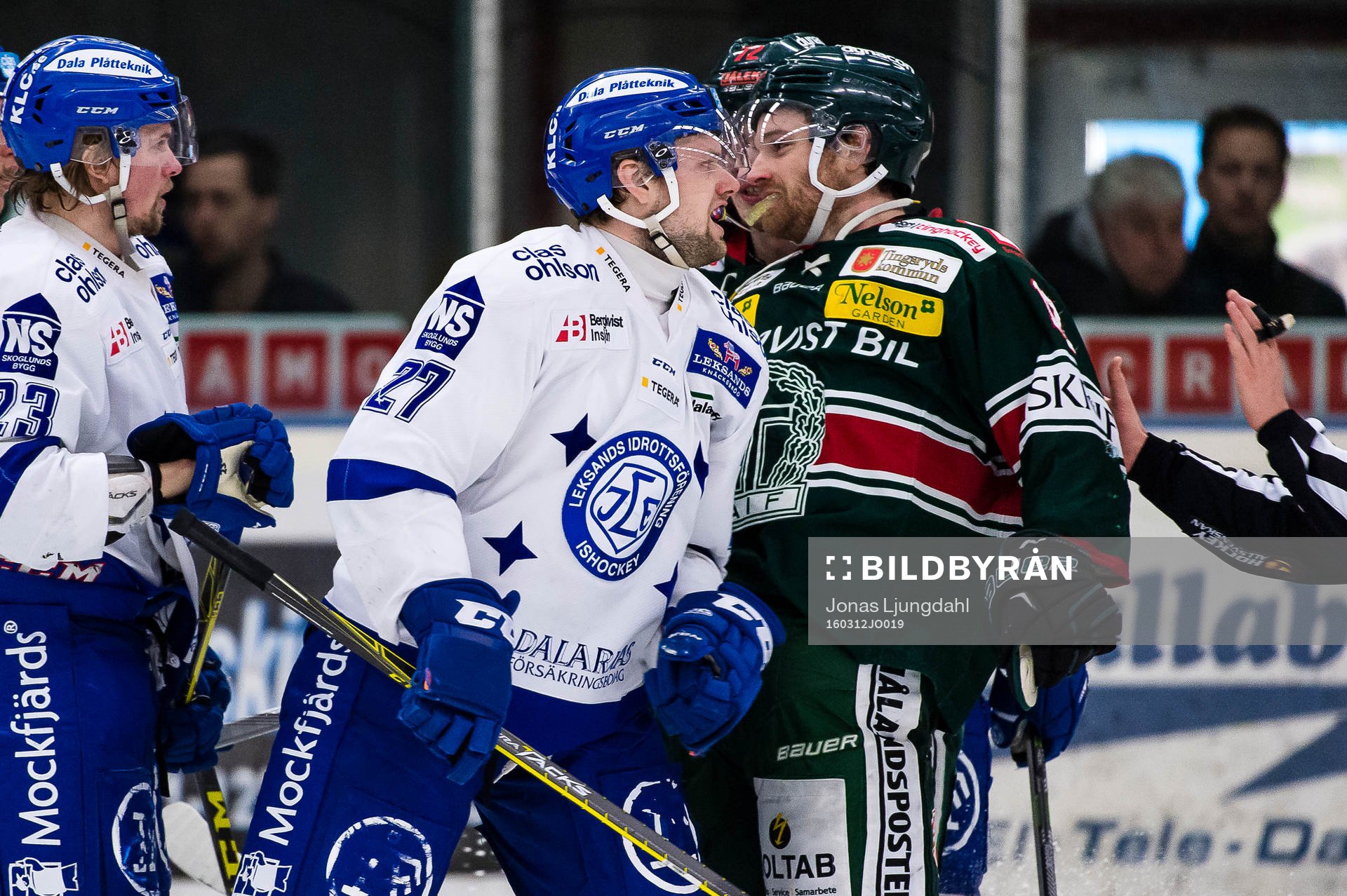 Gruff mellan Leksands Viktor Mårtensson och Tingsryds