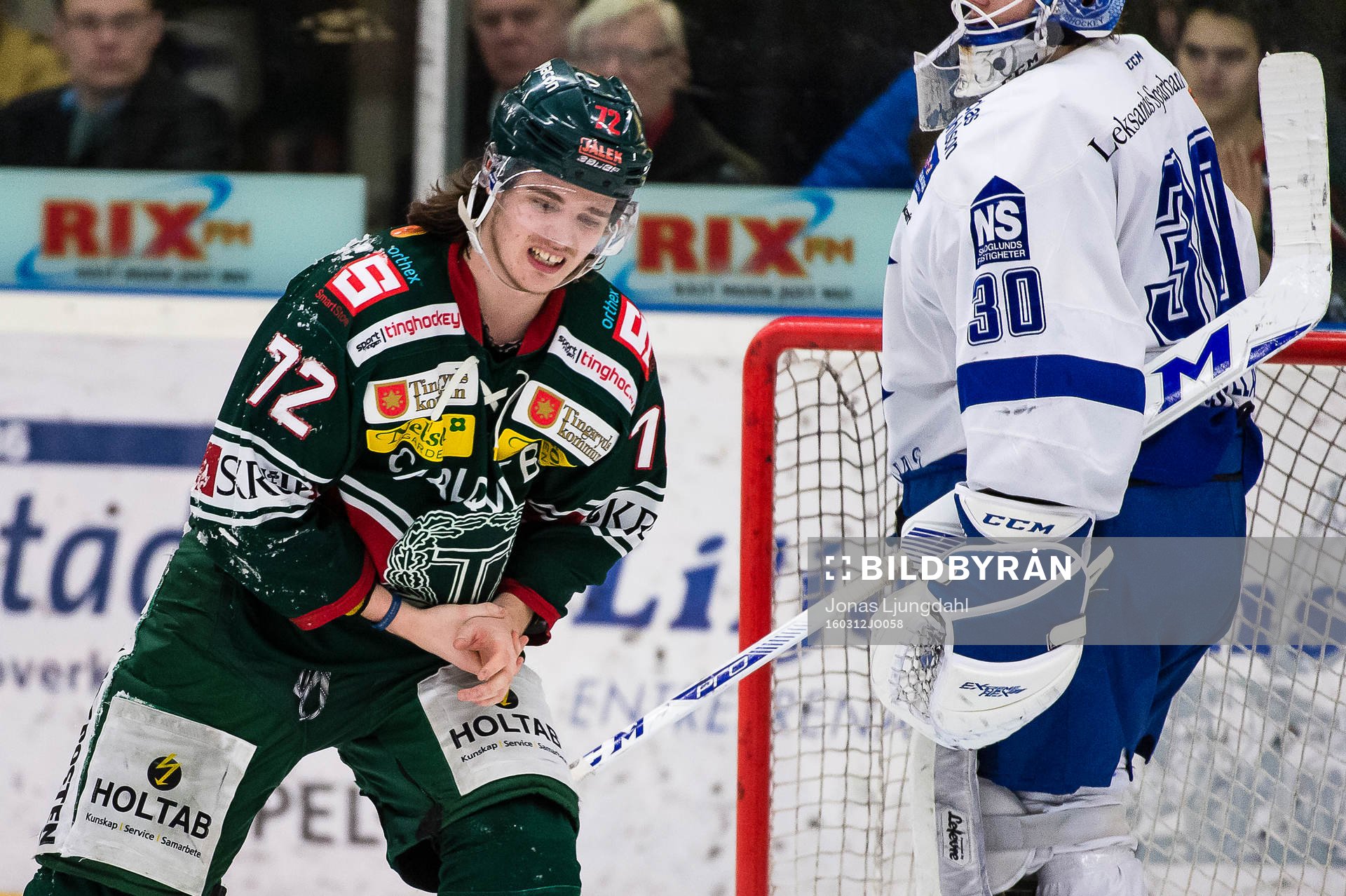 Tingsryds Hannes Johansson grinar illa