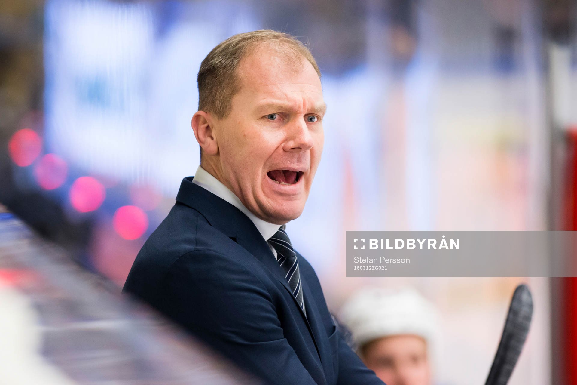 s tränare Johan Lindbom