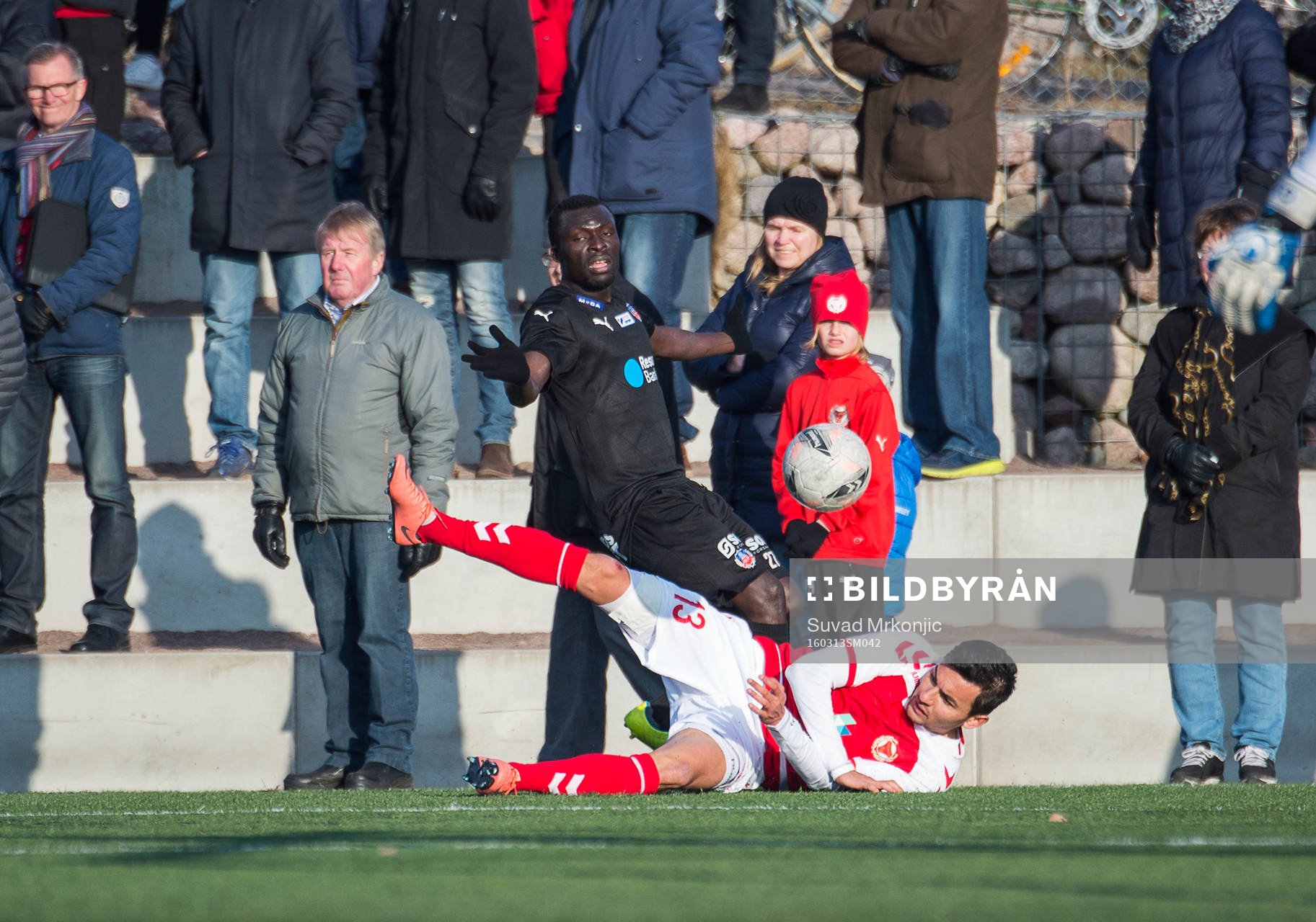 Kalmars Emin Nouri och Helsingborgs Lalawélé Atakora
