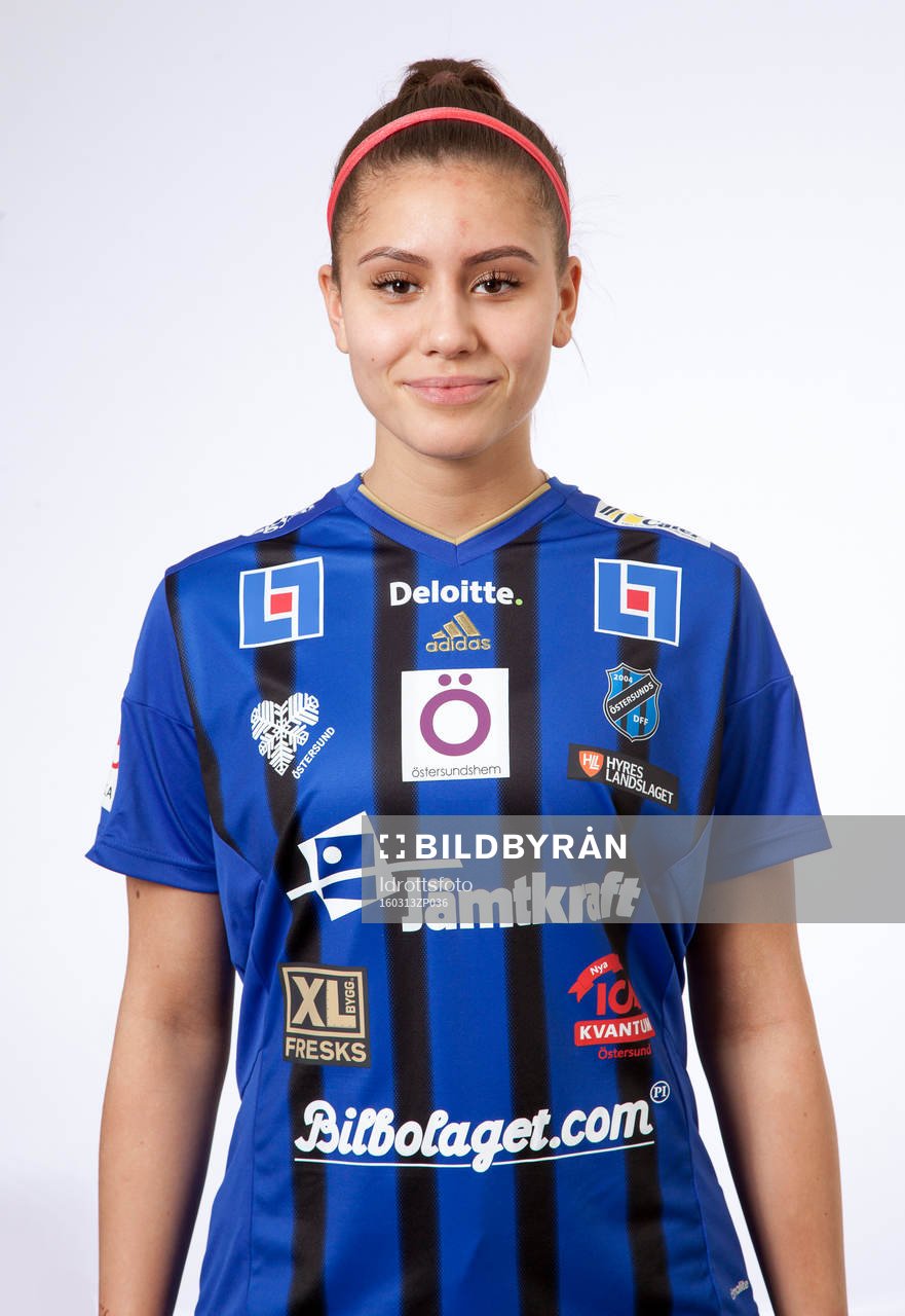 Julia Elvbo