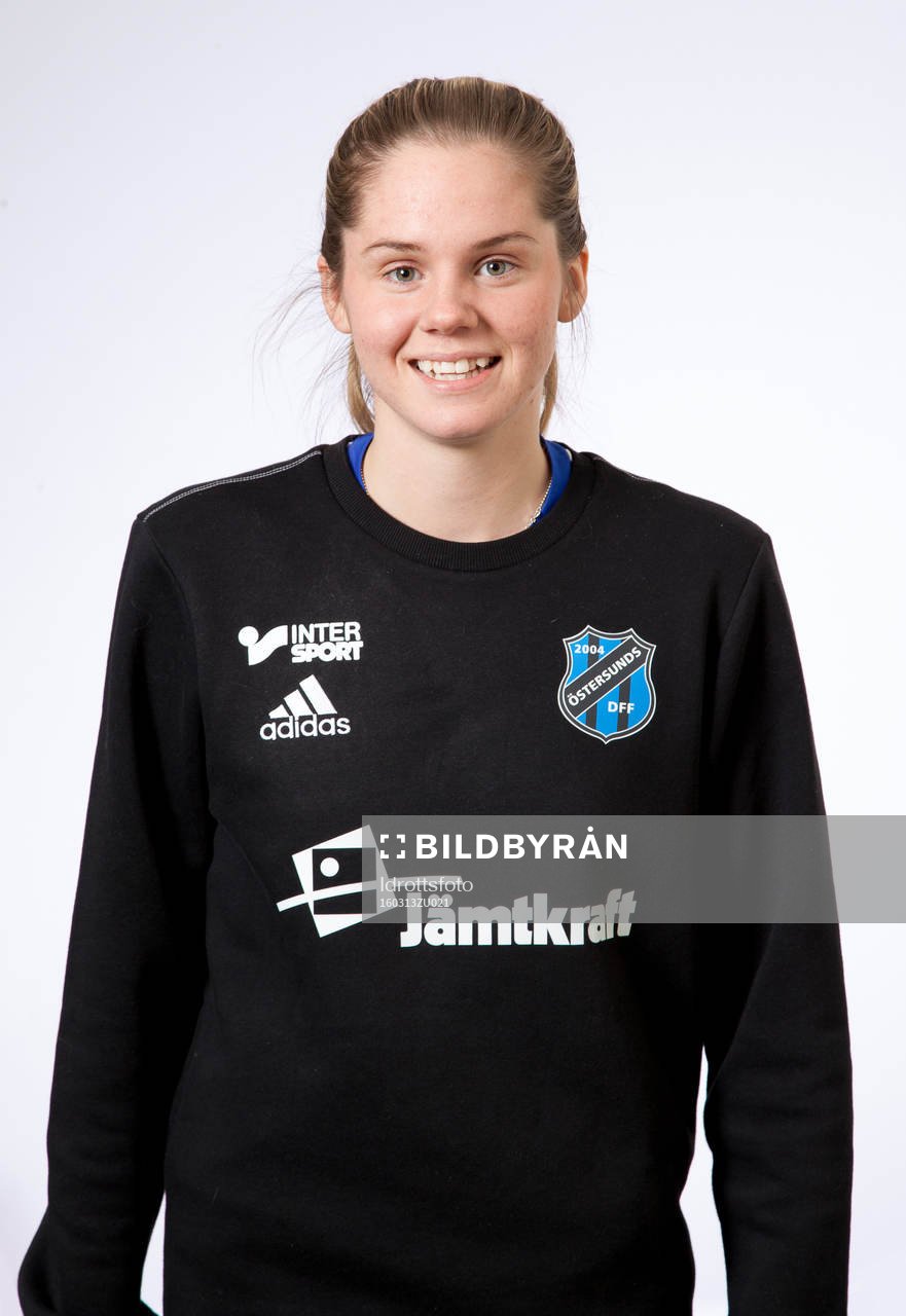 Michaela Lindberg  poserar för ett porträtt den 13 mars 2016 i Östersund.