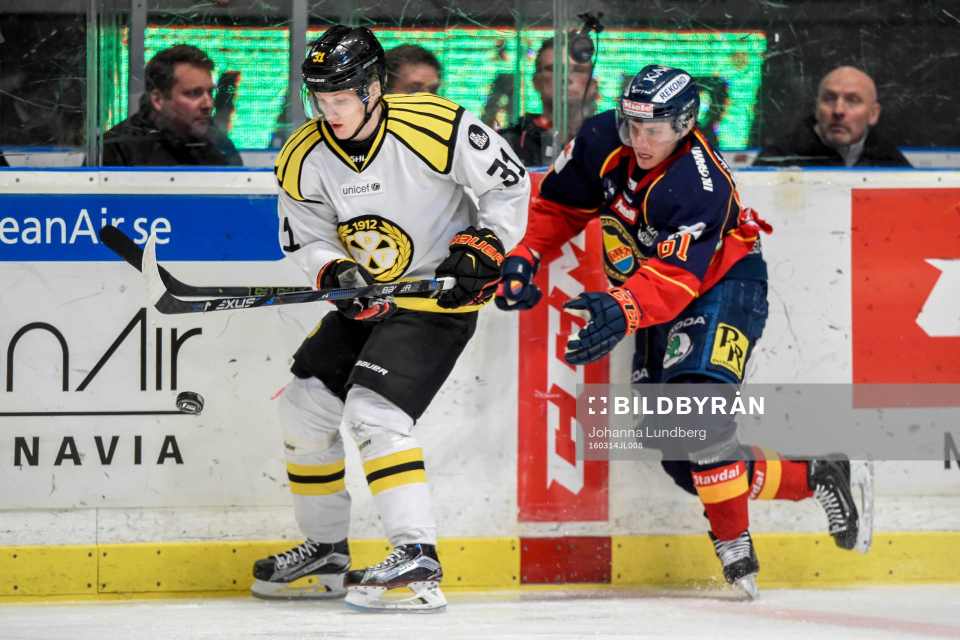 Brynäs Daniel Mannberg och Djurgårdens Markus Ljungh