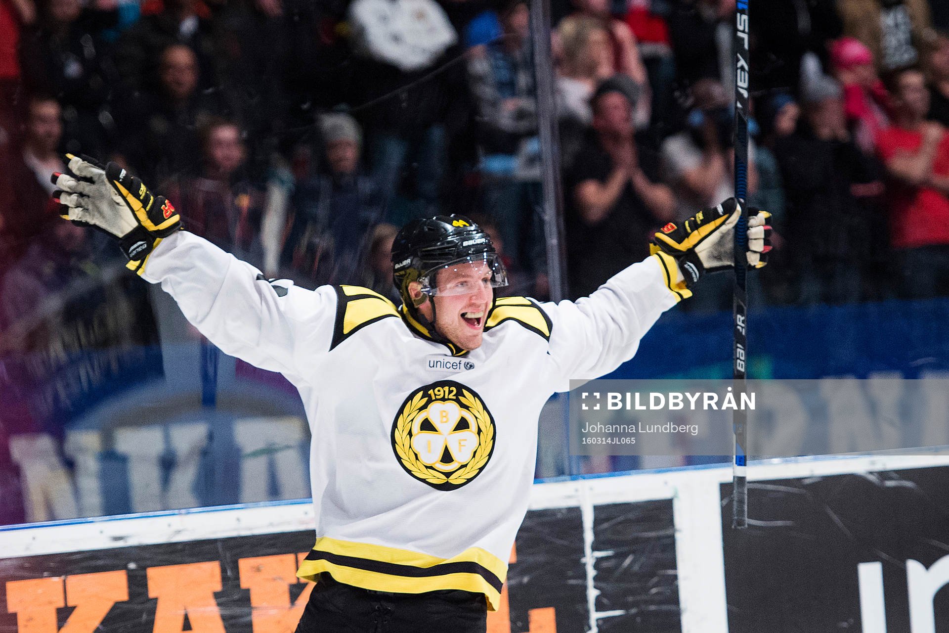 Brynäs Jacob Blomqvist jublar
