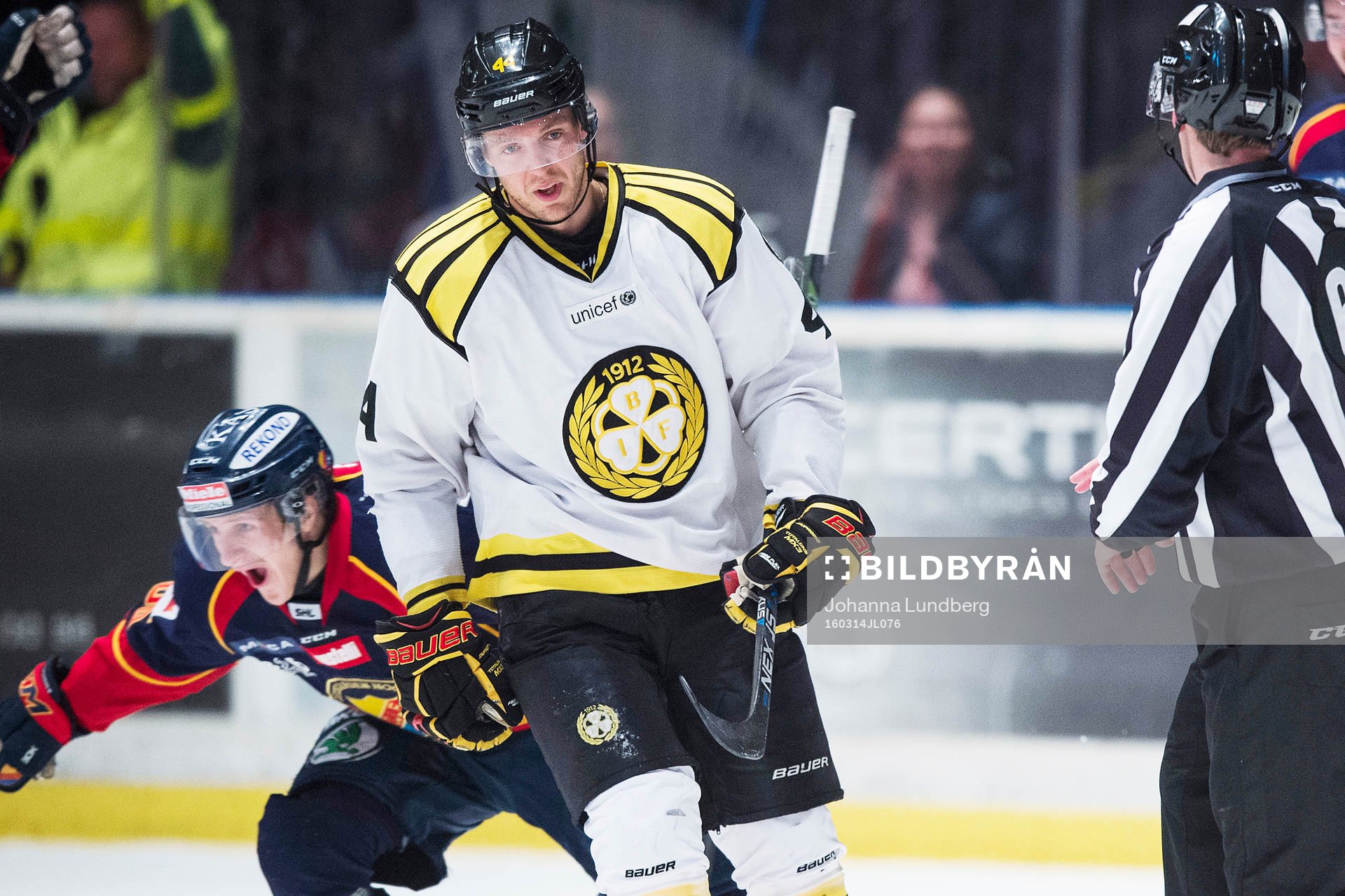 Brynäs Jacob Blomqvist deppar när Djurgårdens Marcus
