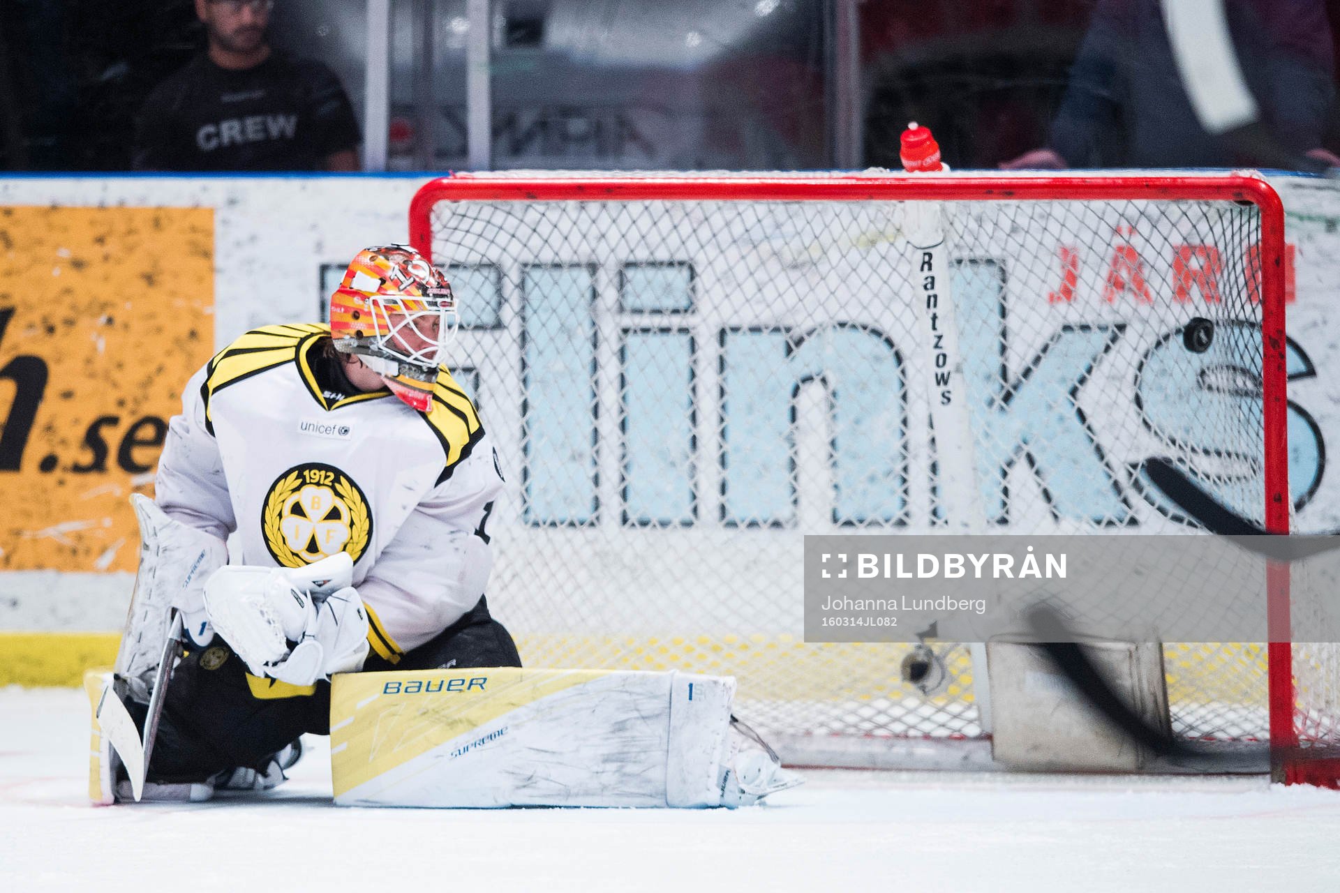 Brynäs målvakt Felix Sandström släpper in 2-2  i