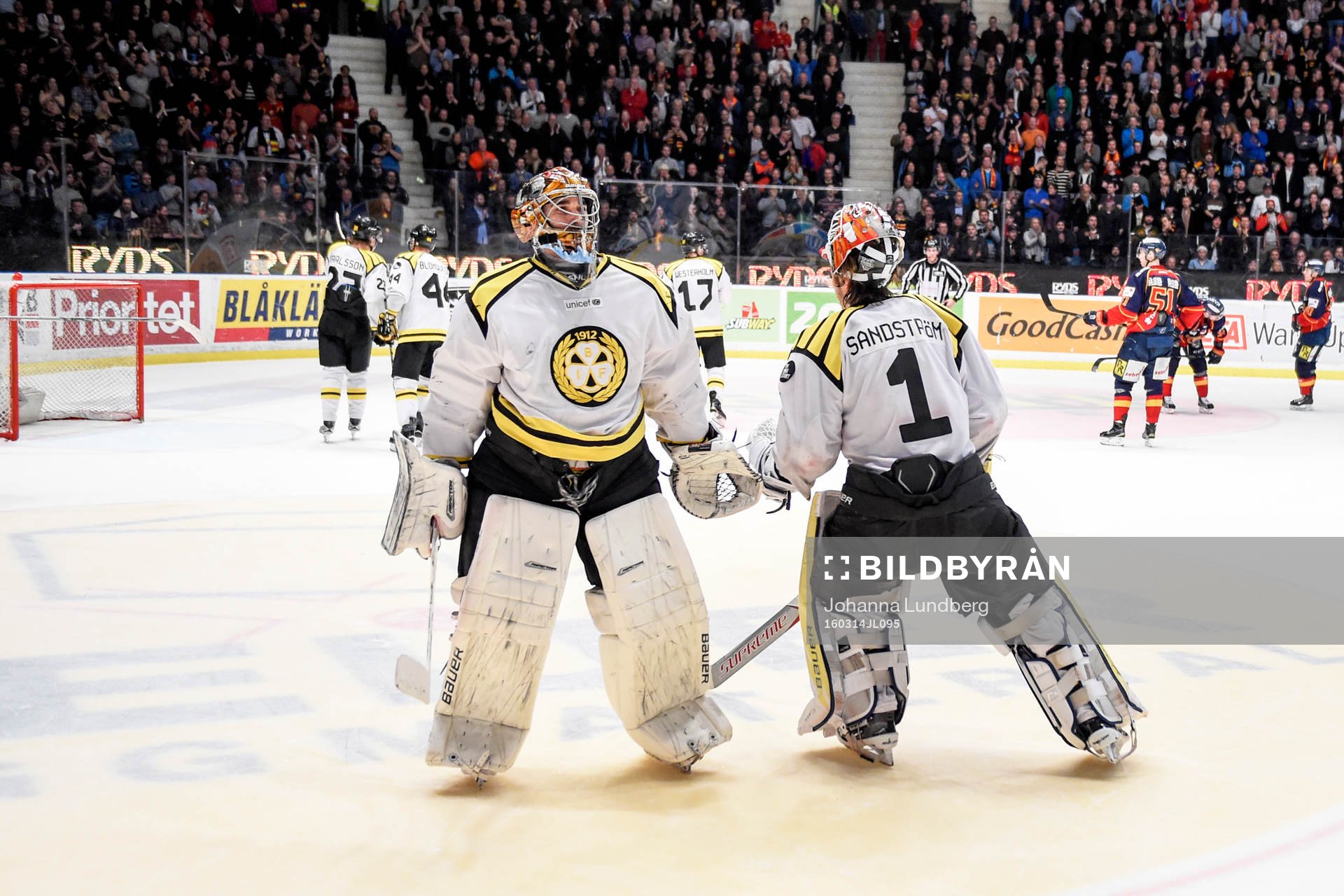 Målvaktsbyte i slutet av matchen Brynäs målvakt Felix