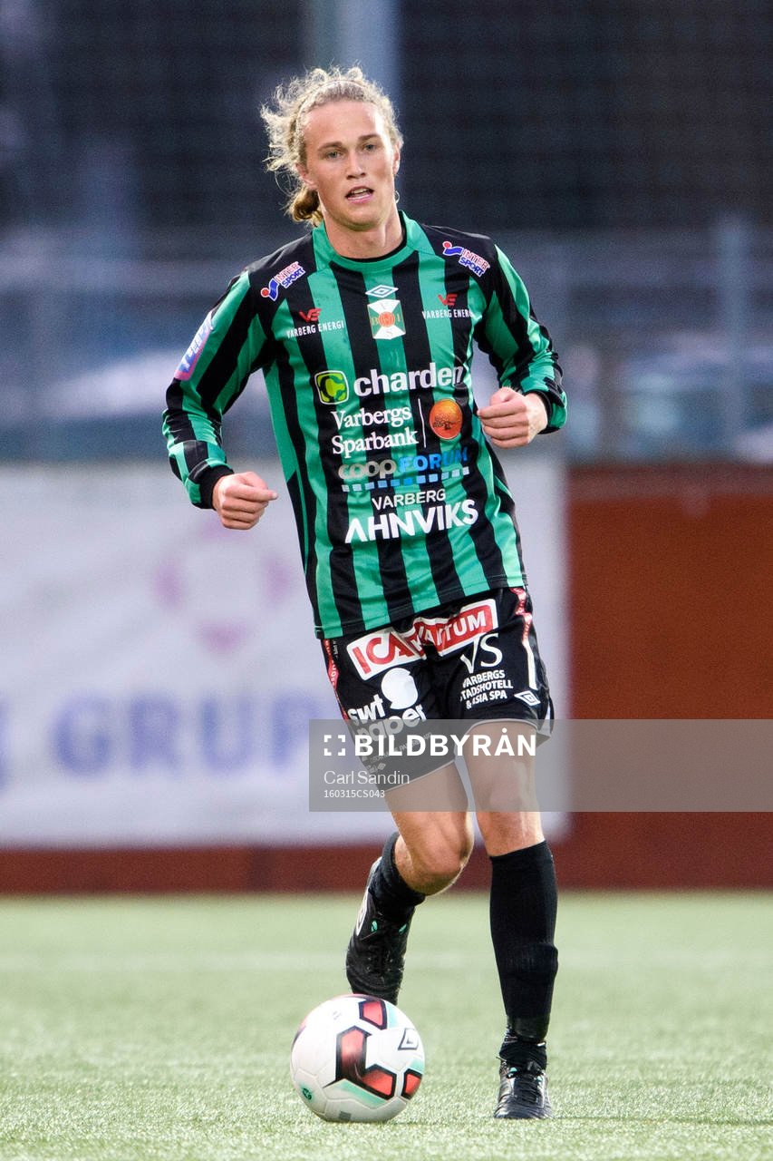 Varbergs Oliver Nåfors under en träningsmatch i fotboll mellan Örgryte och Varberg den 15 mars 2016 i Göteborg.