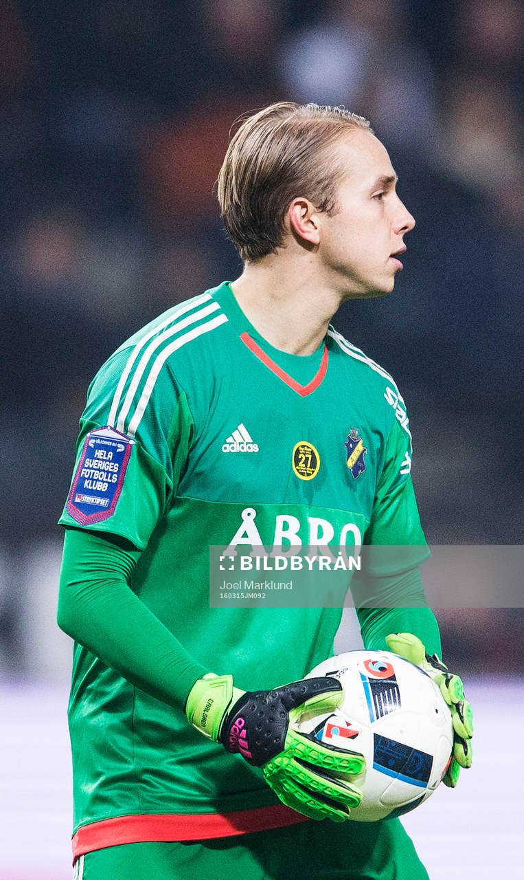 s målvakt Patrik Carlgren