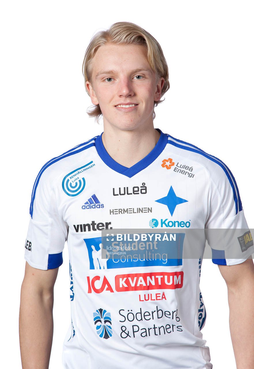 Max Wårell poserar för ett porträtt den 16 mars 2016 i Luleå.
