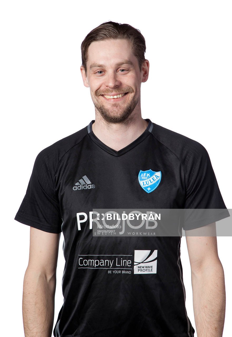 Johan Isaksson poserar för ett porträtt den 16 mars 2016 i Luleå.