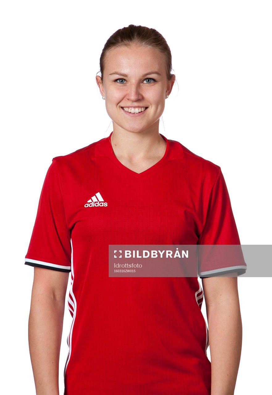 Elin Bergkvist poserar för ett porträtt den 16 mars 2016 i Piteå.