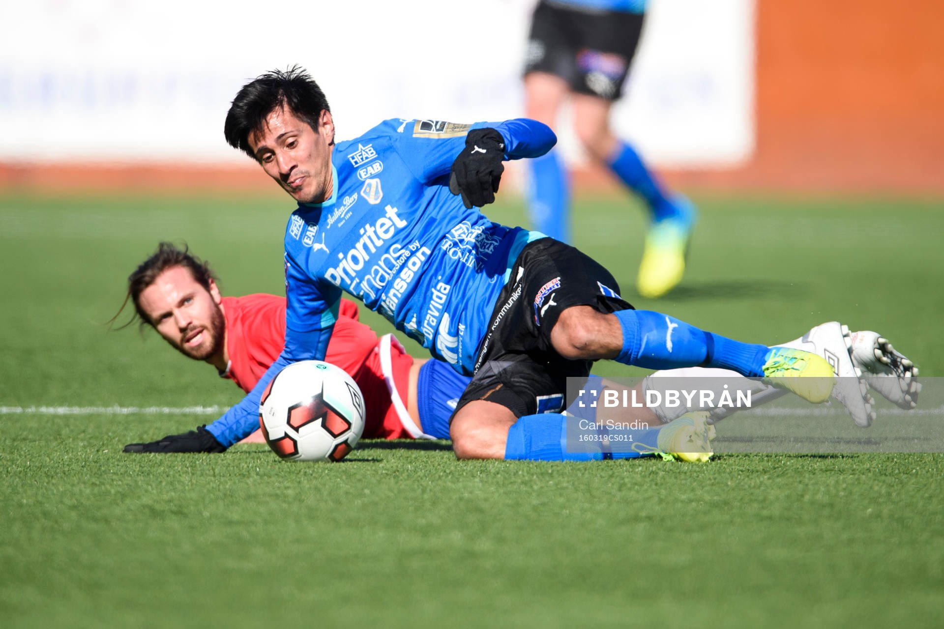 Örgrytes Hampus Bohman och Halmstads Antonio Rojas