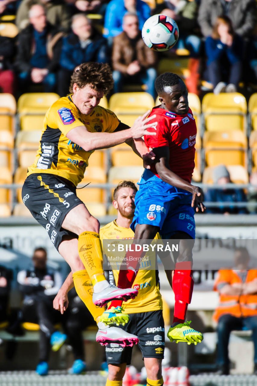 Elfsborgs Jörgen Horn och Helsingborgs Lalawélé Atakora