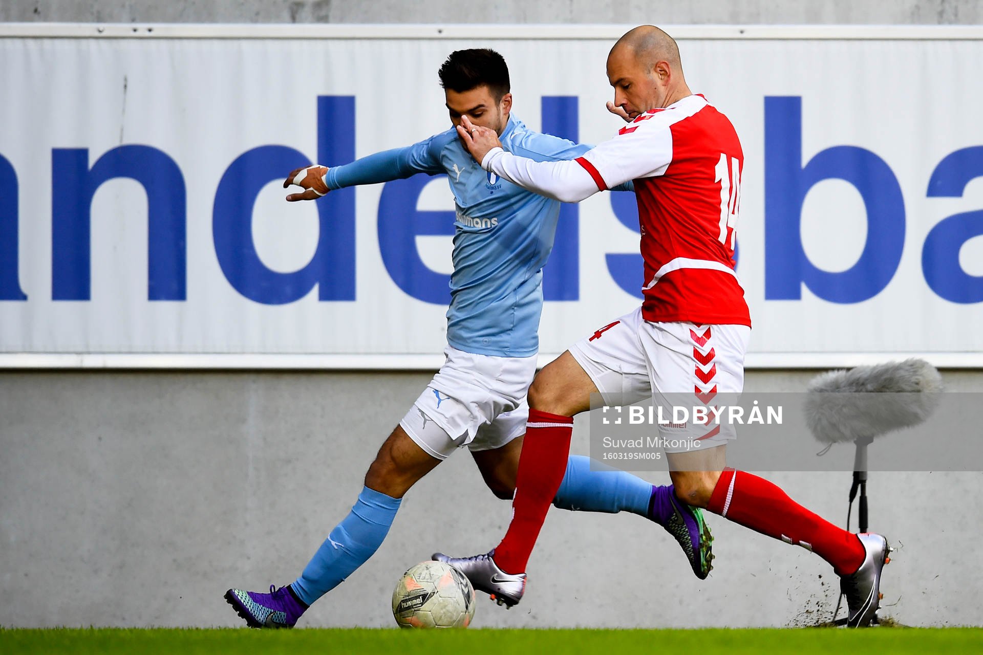 Kalmars Stefan Larsson och Malmö FFs Vladimir Rodic