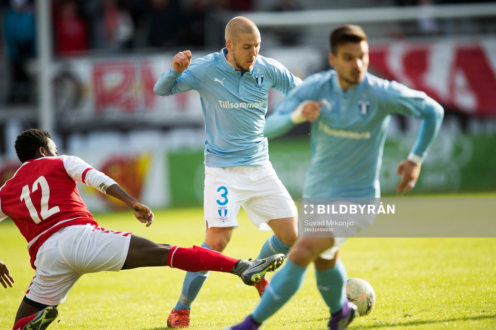 Kalmars Lumala Abdu och Malmö FFs Anton Tinnerholm
