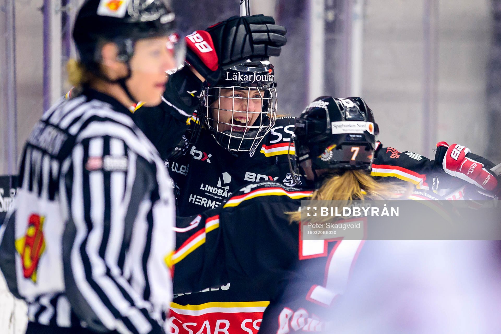 Luleås Henriette Sletbak jublar