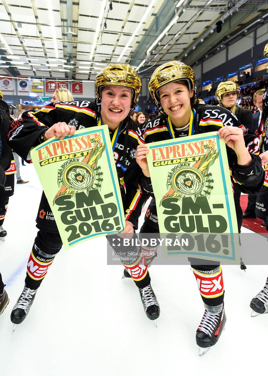 Luleås Emma Eliasson och Michelle Karvinen med Expressen