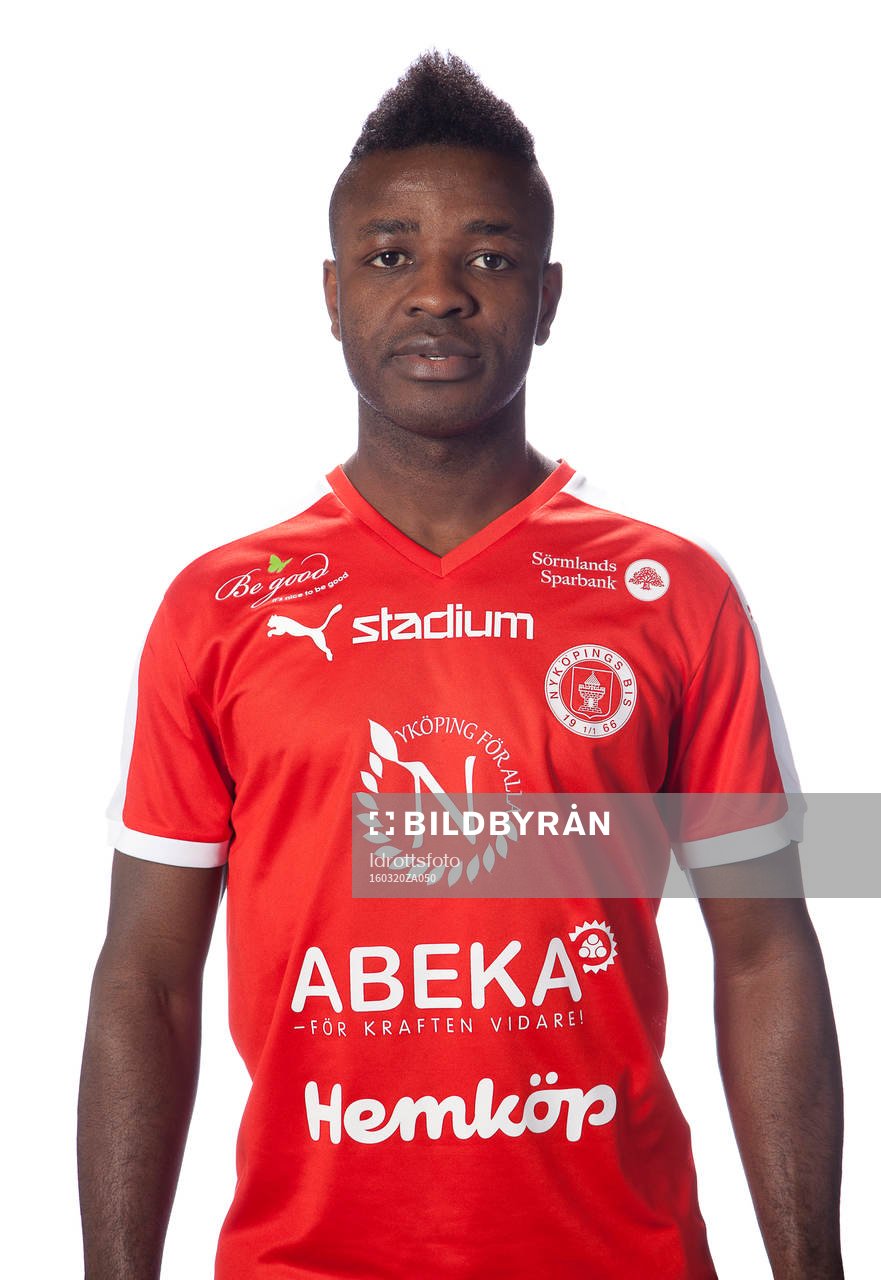 Ishmael Koroma poserar för ett porträtt den 20 mars 2016 i Nyköping.