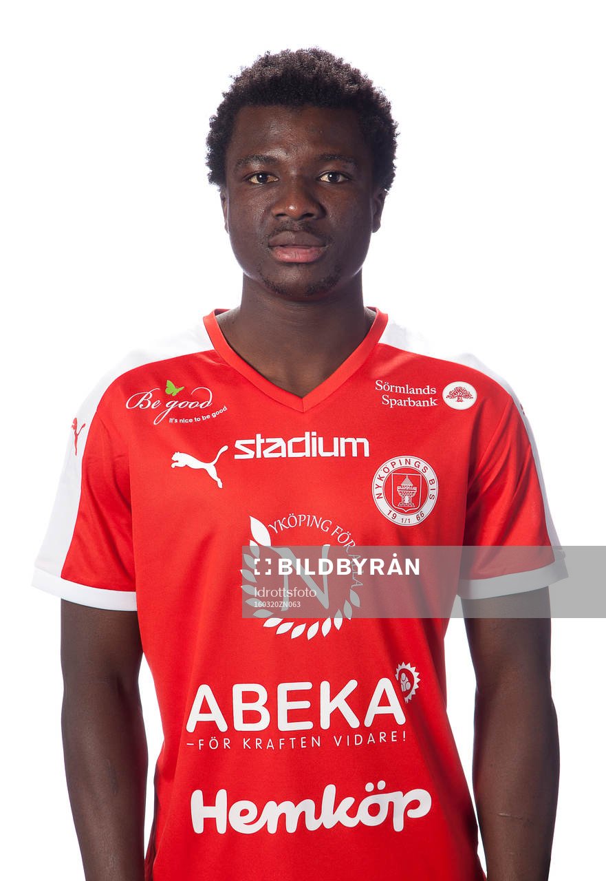 Alagie Barrow poserar för ett porträtt den 20 mars 2016 i Nyköping.