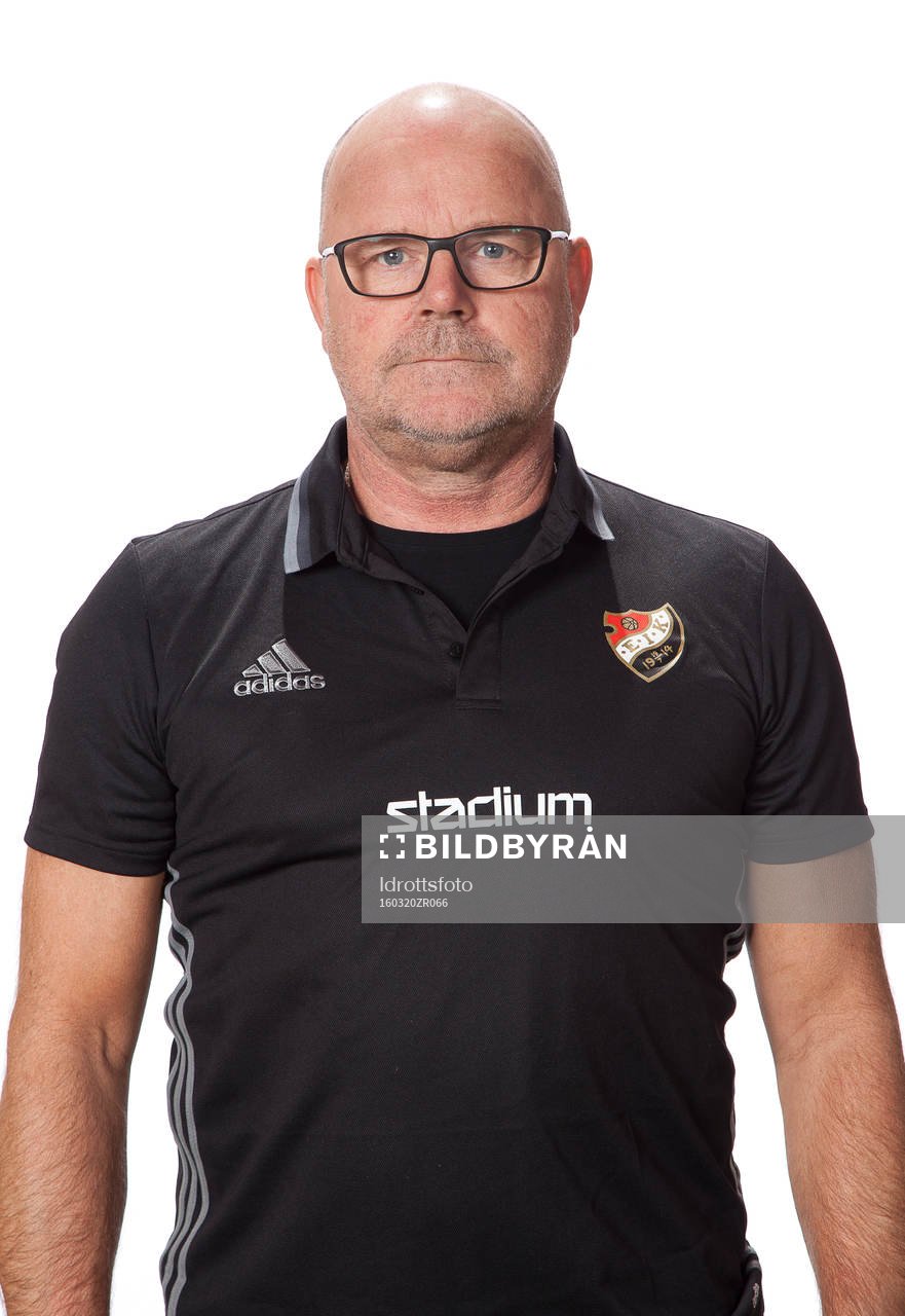 Peter Dahl poserar för ett porträtt den 20 mars 2016 i Enskede.