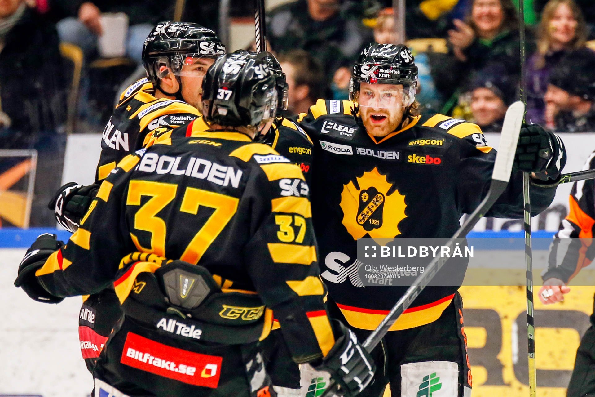 Skellefteås Mattias Ritola jublar