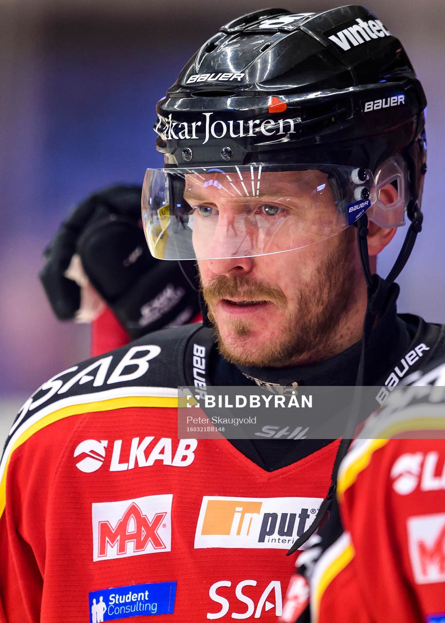 Luleås Jan Sandström på uppvärmningen