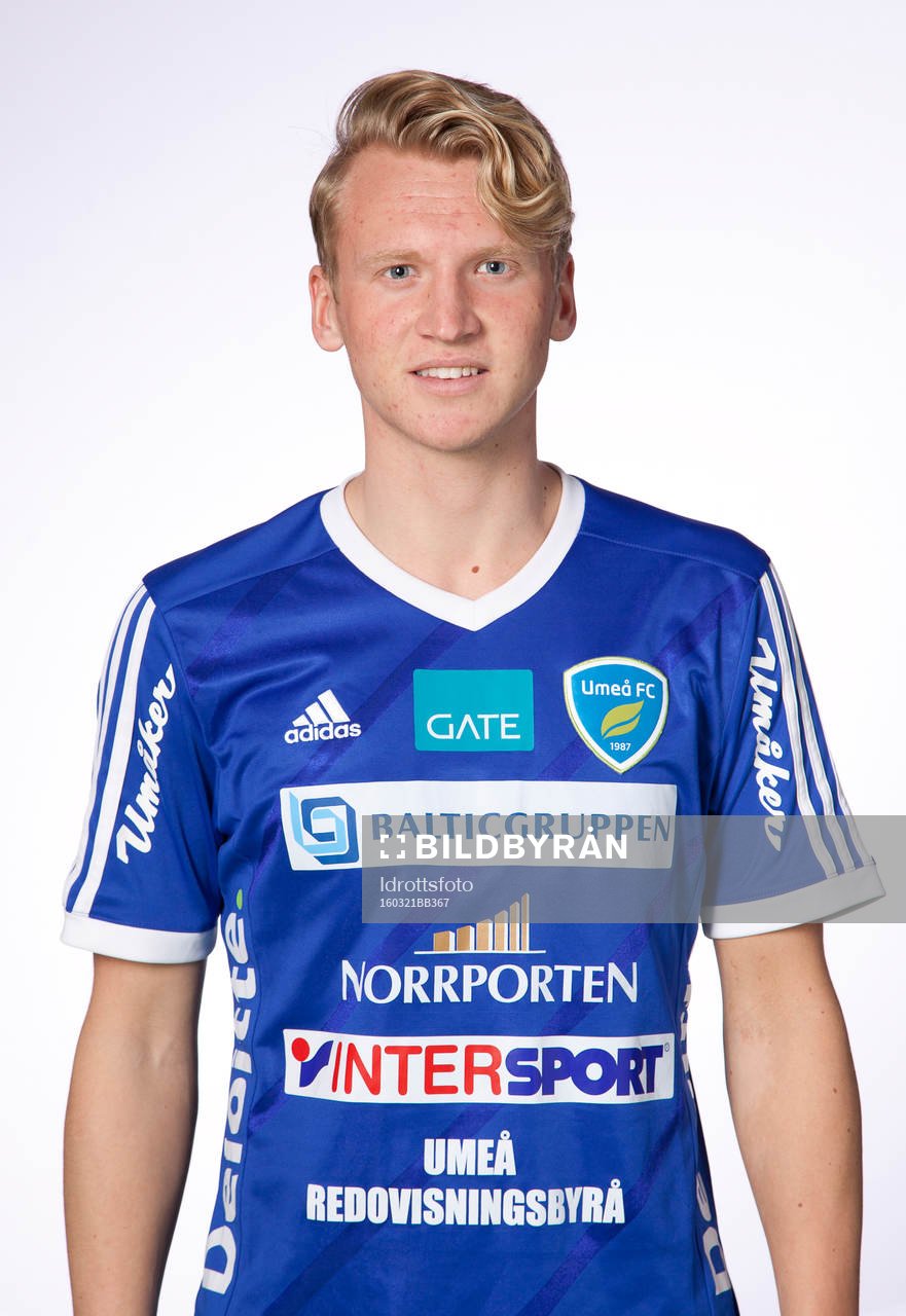 Axel Fällman poserar för ett porträtt den 21 mars 2016 i Umeå.