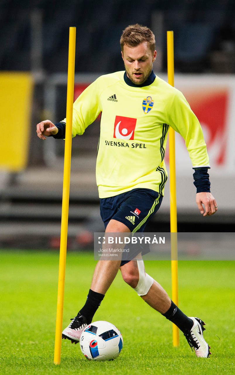 Sebastian Larsson