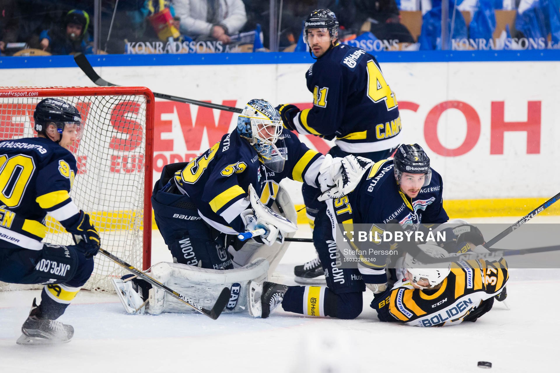 s Ted Brithén, målvakt Fredrik Pettersson-Wentzel, Chris