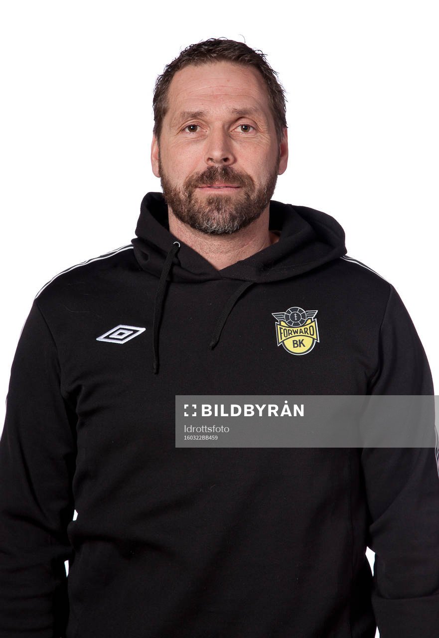Niklas Gustafson poserar för ett porträtt den 22 mars 2016 i Örebro.