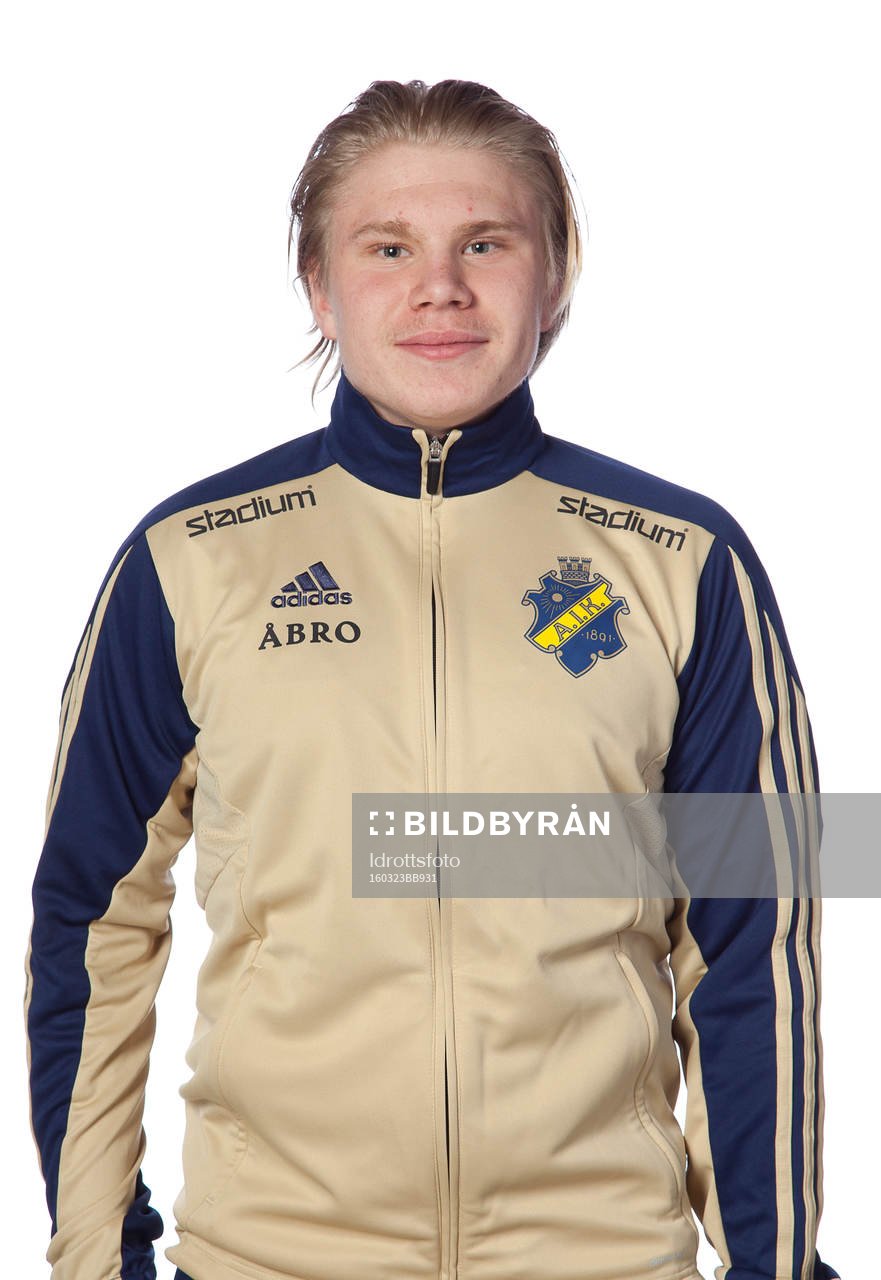 Leo Holm poserar för ett porträtt den 23 mars 2016 i Stockholm.