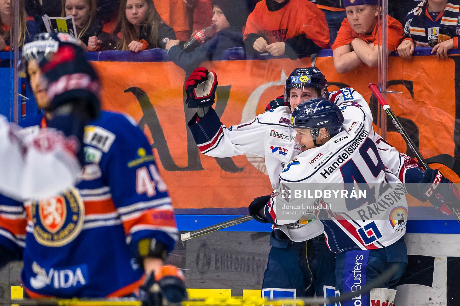 Linköpings Henrik Törnqvist och Rhett Rakhshani jublar
