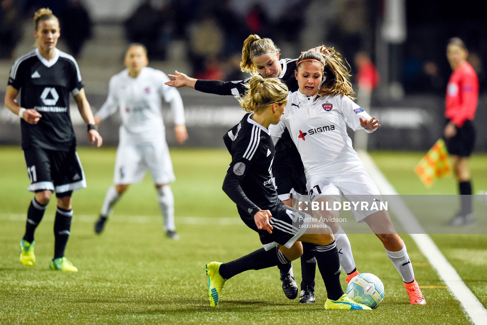 Rosengårds Lieke Martens och Frankfurts Kathrin-Julia