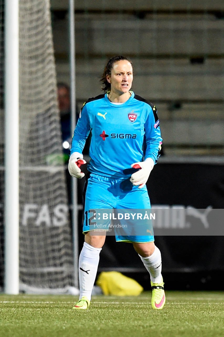 Rosengårds målvakt Sofia Lundgren under fotbollsmatchen i Champions League mellan FC Rosengård och Frankfurt den 23 mars 2016 i Malmö.