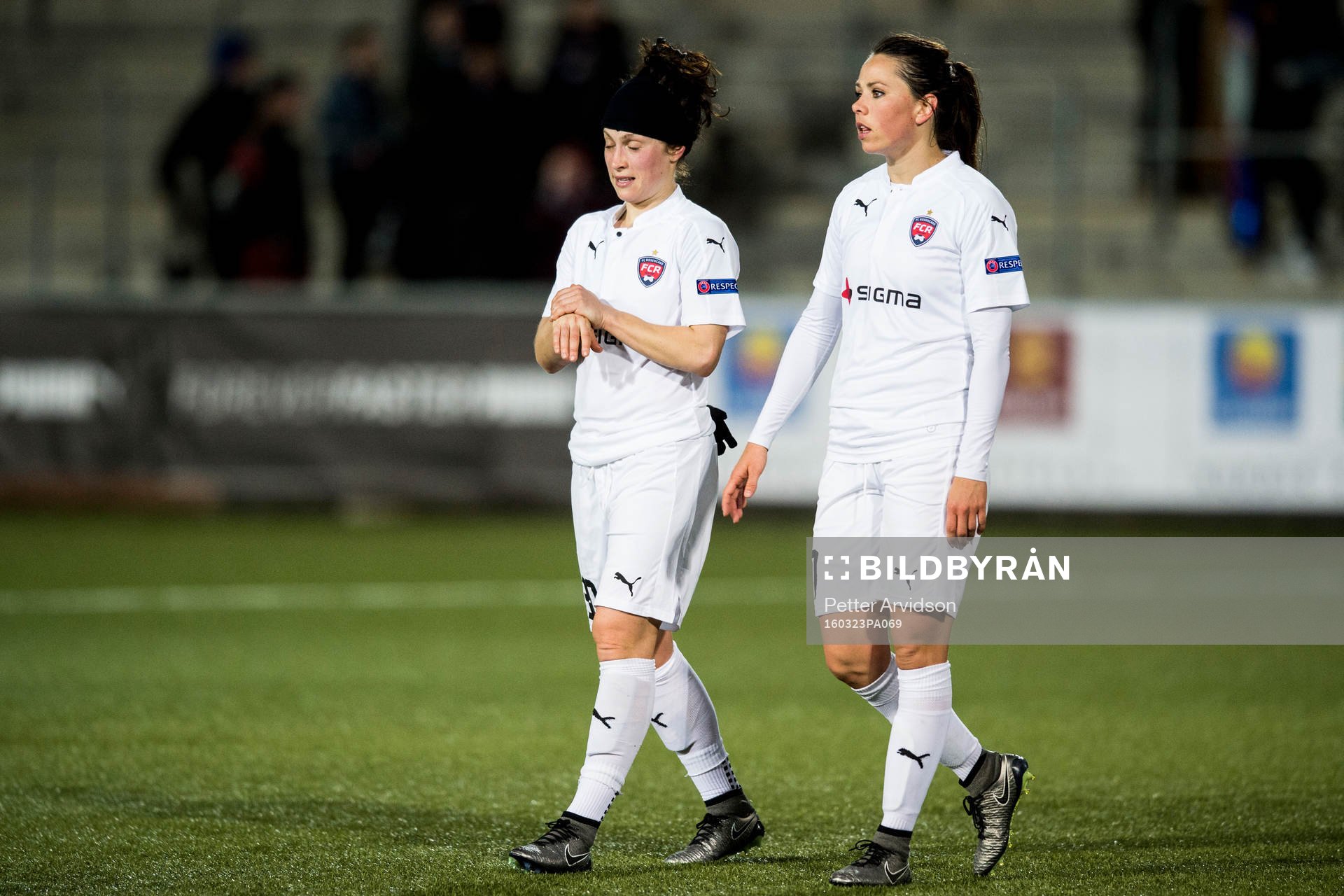 Rosengårds Ella Masar och Sara Björk Gunnarsdottir deppar