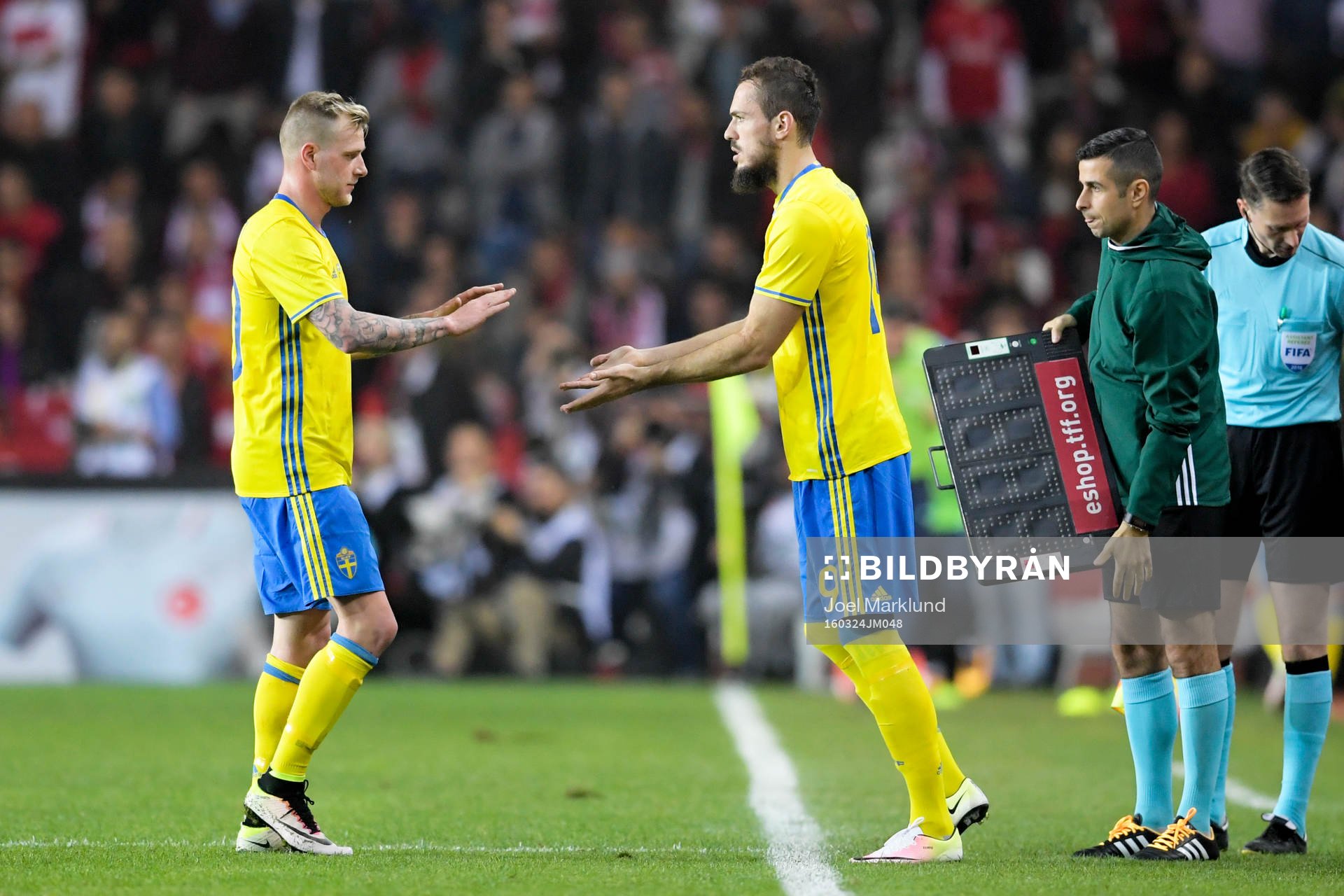 Sveriges John Guidetti byts ut mot Emir Kujovic