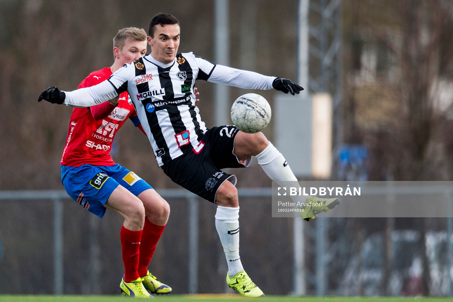 Landskronas Admir Aganovic och Östers Fritiof Björkén
