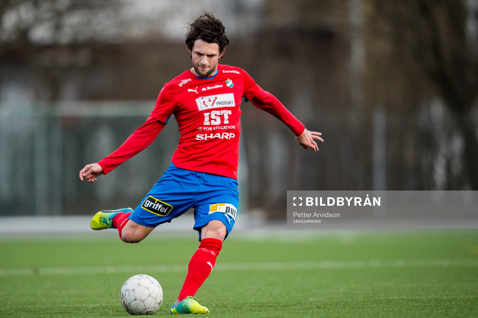 Östers Mehmed Hafizovic under en träningsmatch i fotboll mellan Landskrona och Öster den 24 mars 2016 i Landskrona.